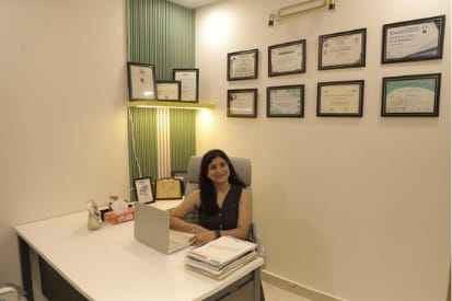 Dr. Anamika Jain